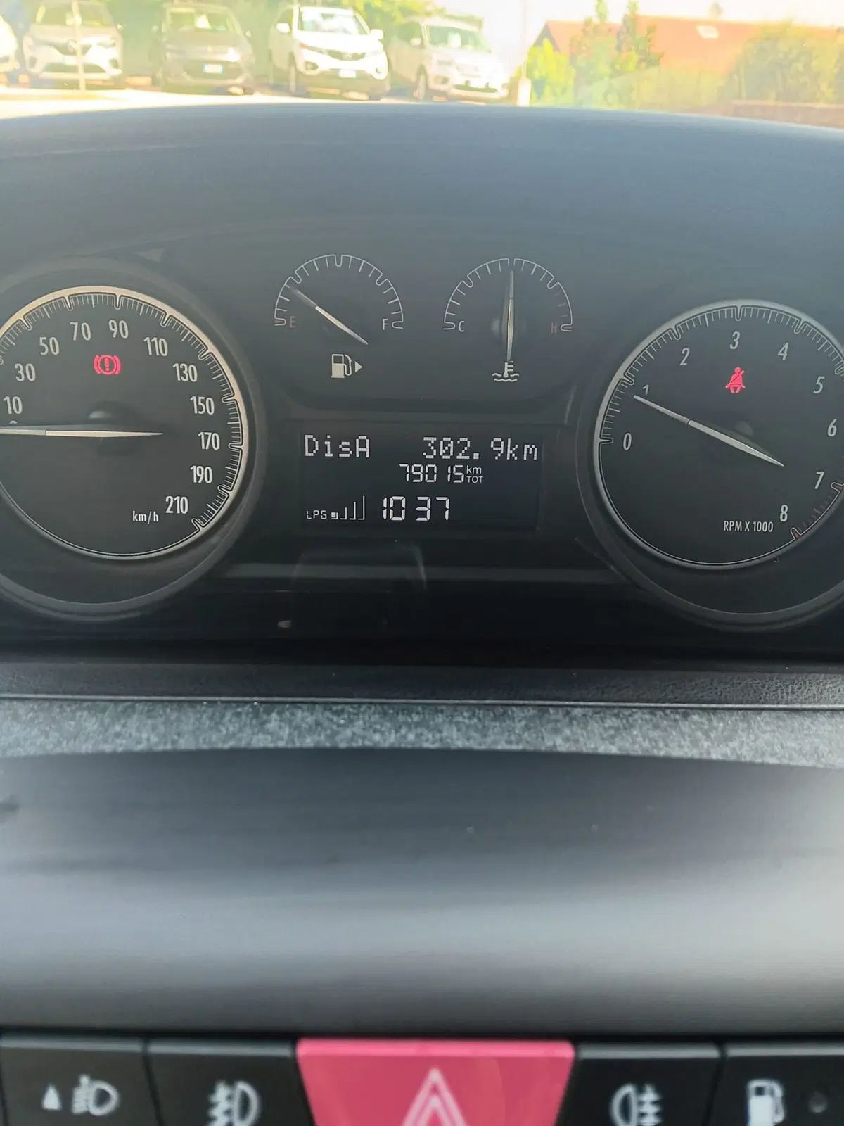 Lancia Ypsilon usata a Macerata (8)