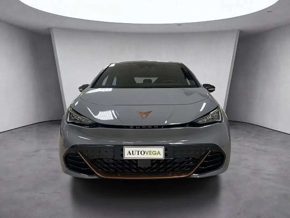 Cupra Born usata a Vicenza (2)