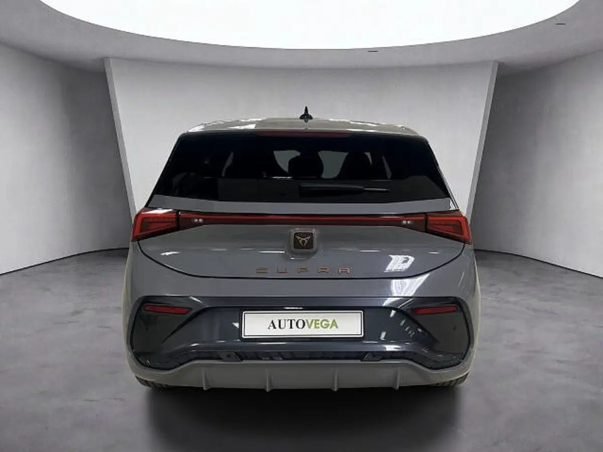 Cupra Born usata a Vicenza (5)