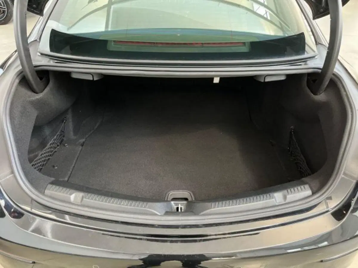 Mercedes-Benz Classe E Coupé usata a Verona (13)