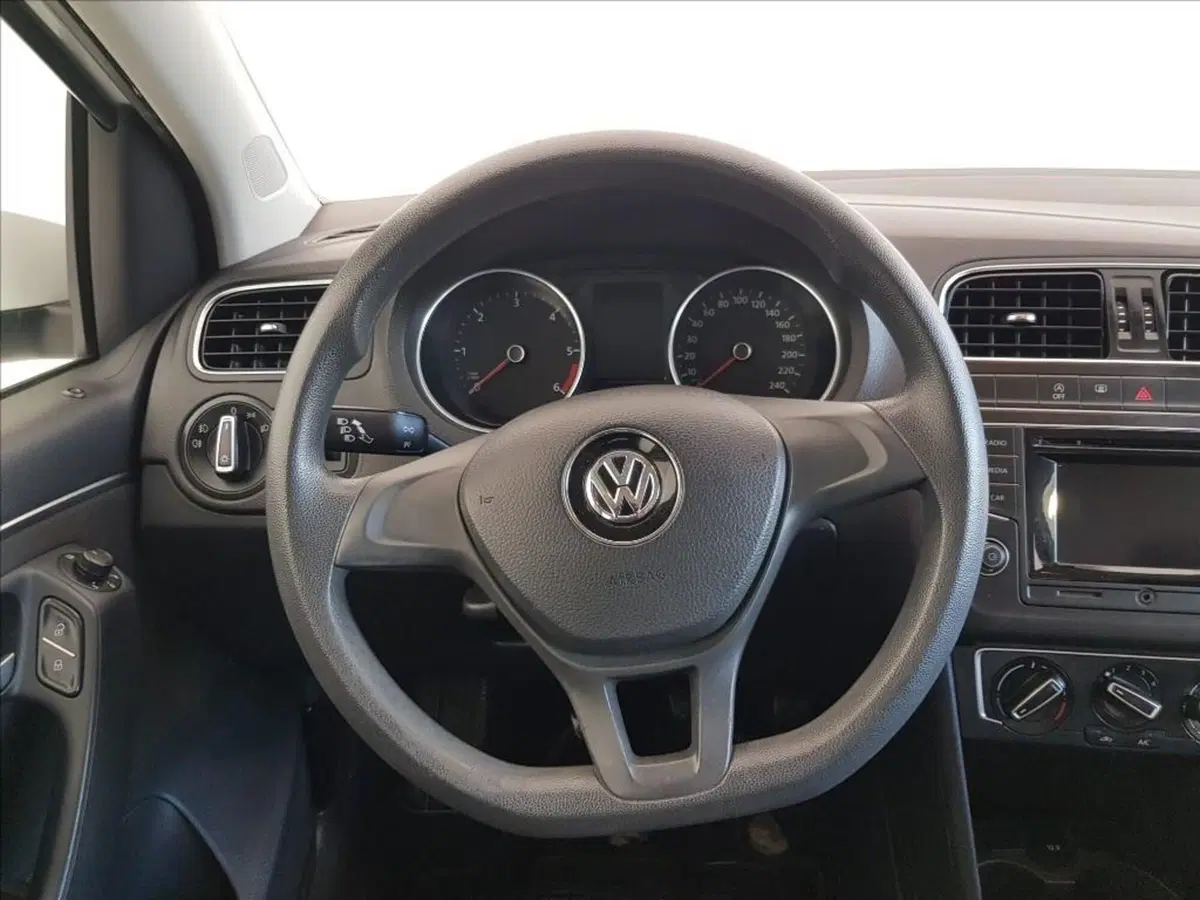 Volkswagen Polo usata a Lucca (14)
