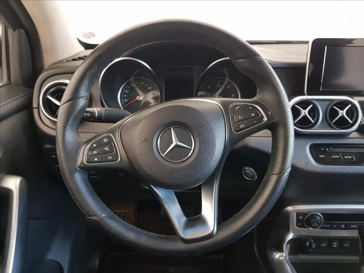 Mercedes-Benz Classe X Pick-up usata a Lucca (14)