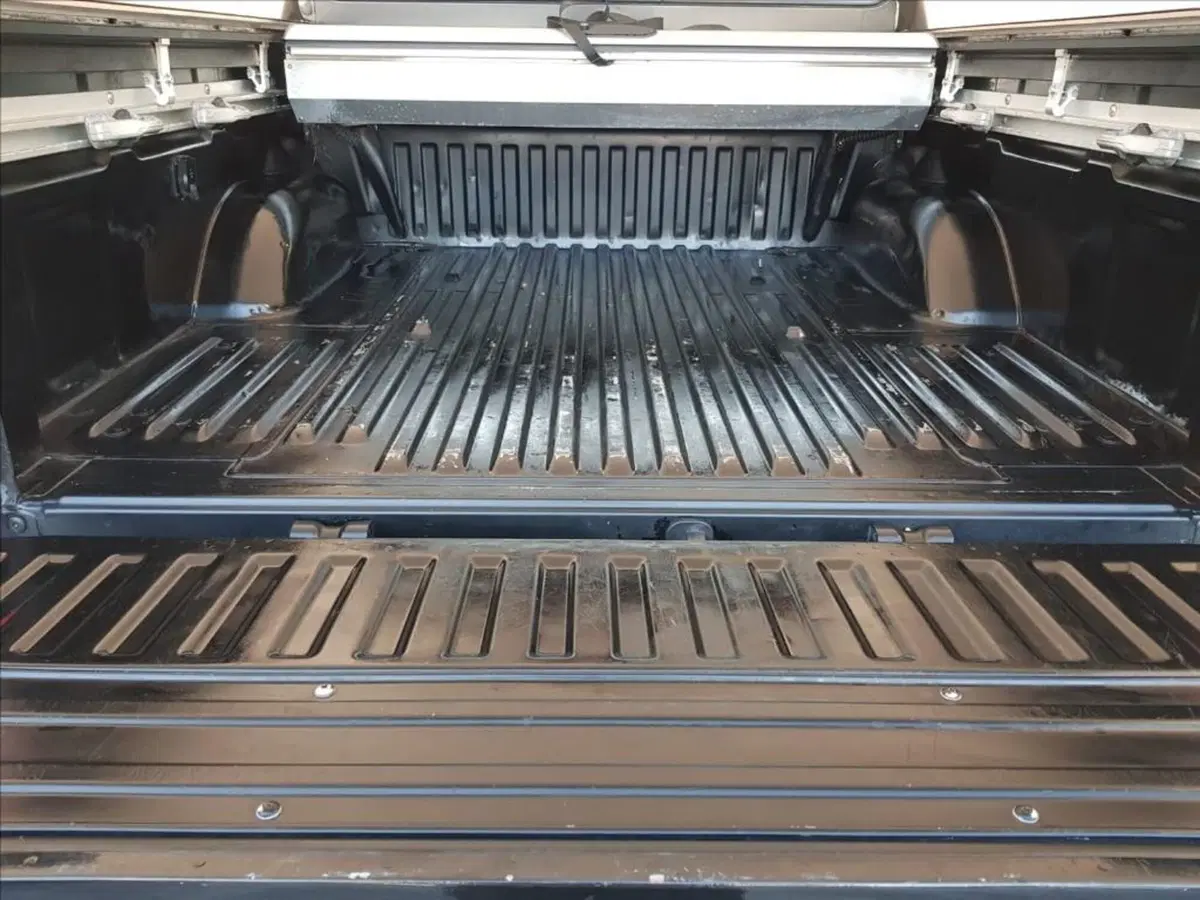 Mercedes-Benz Classe X Pick-up usata a Lucca (15)