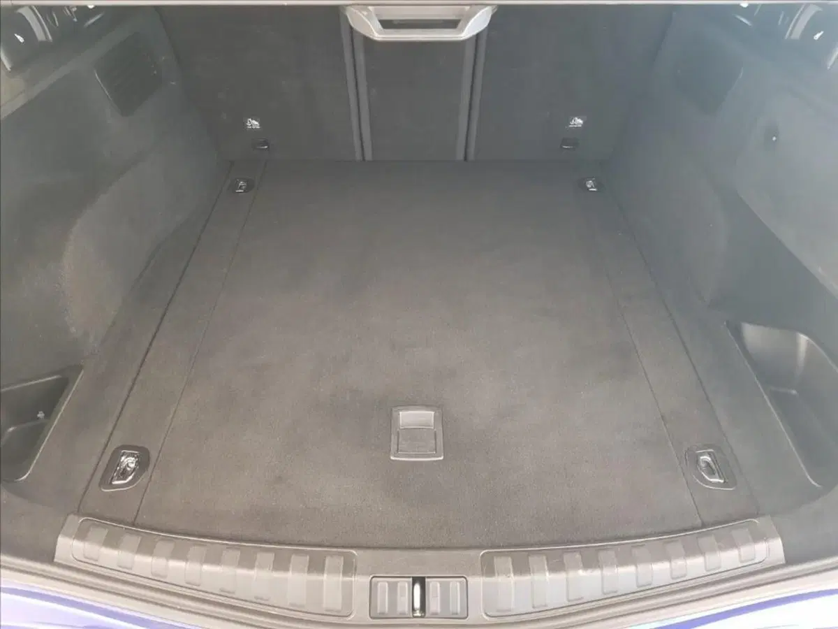 Alfa Romeo Stelvio usata a Lucca (15)