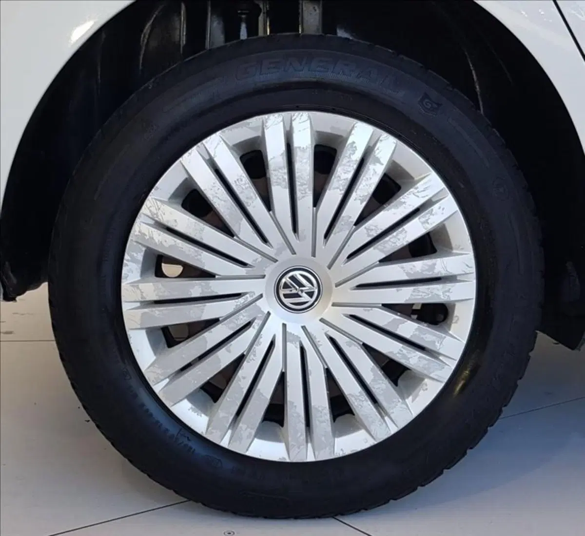 Volkswagen Polo usata a Lucca (9)