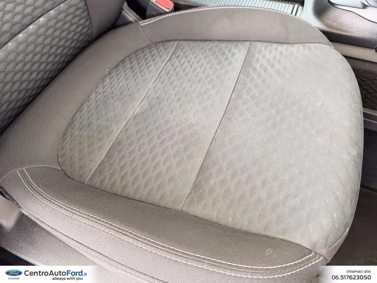 Ford Kuga usata a Roma (8)
