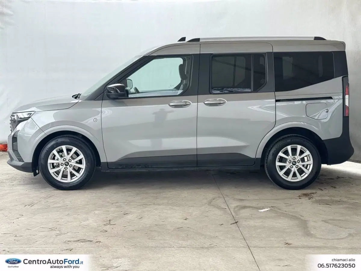 Ford Tourneo Courier usata a Roma (3)