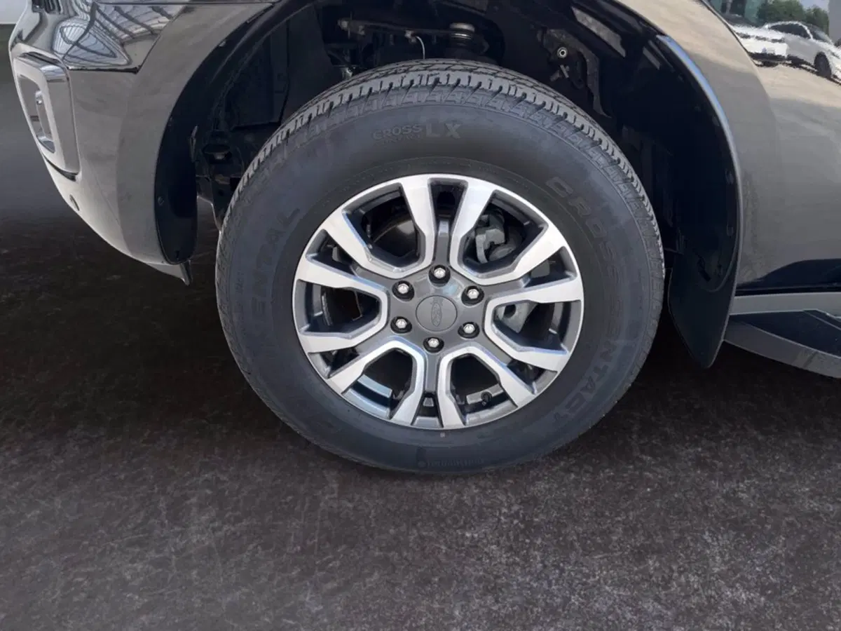 Ford Ranger Pick-up usata a Milano (9)