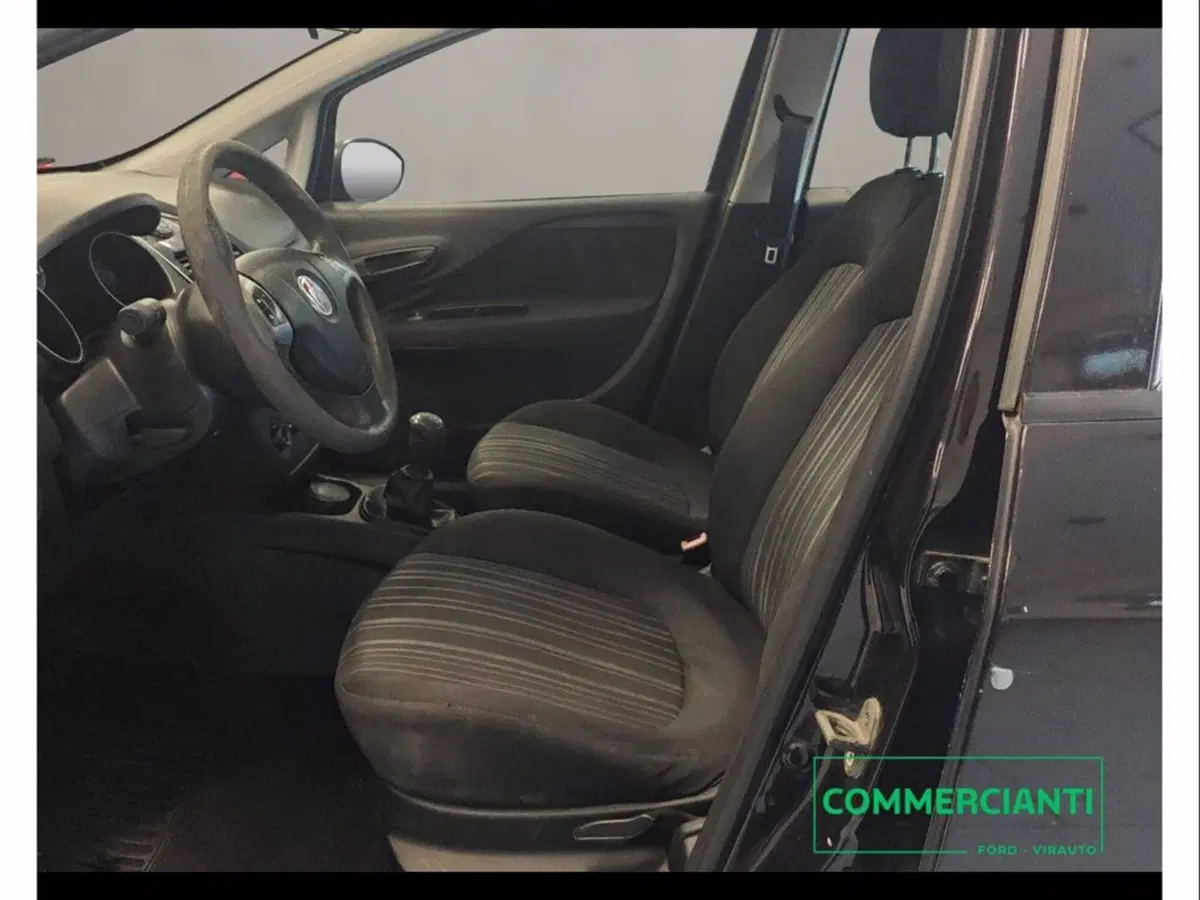 Fiat Punto Evo usata a Catania (9)