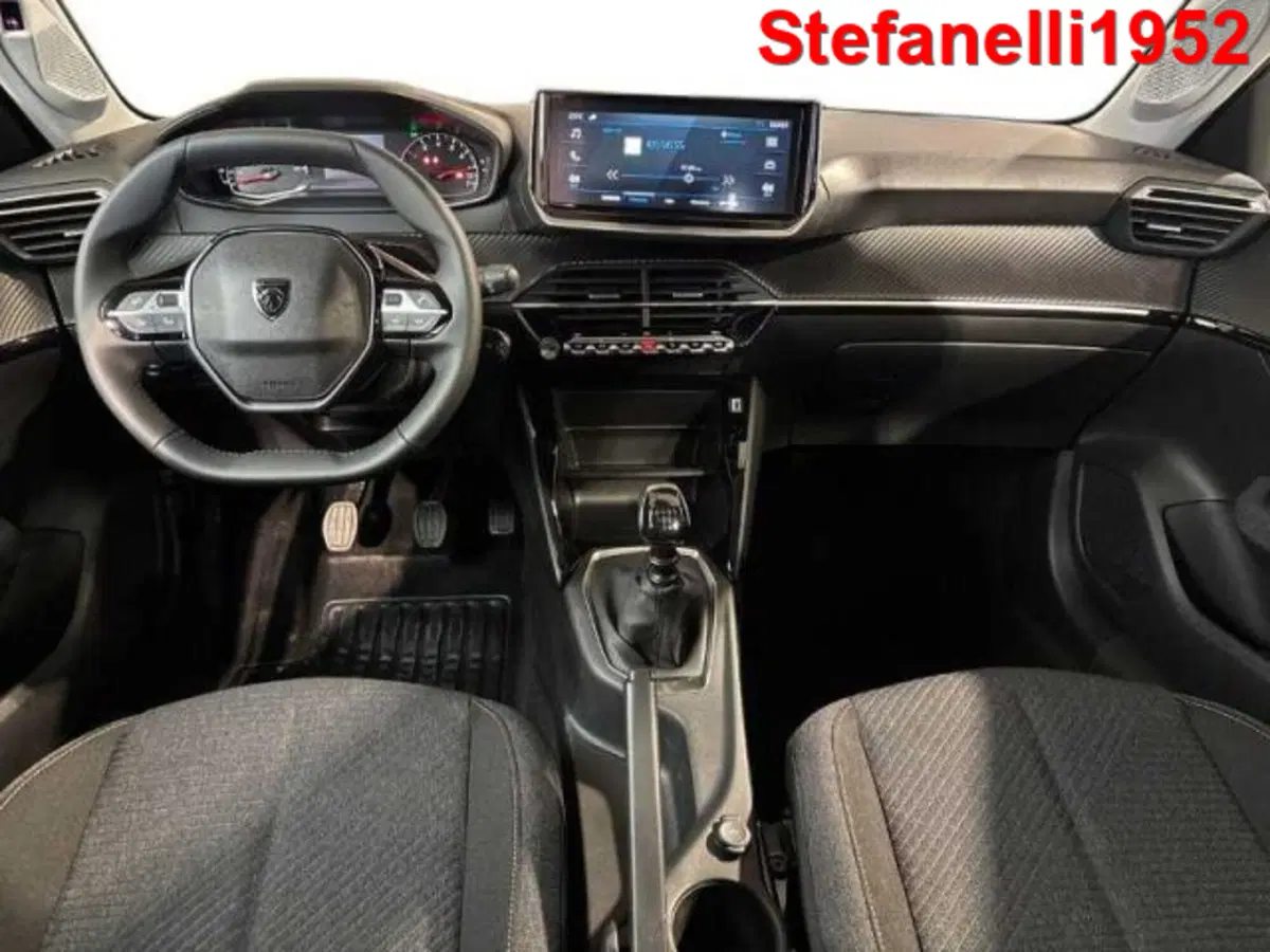 Peugeot 208 nuova a Bologna (13)