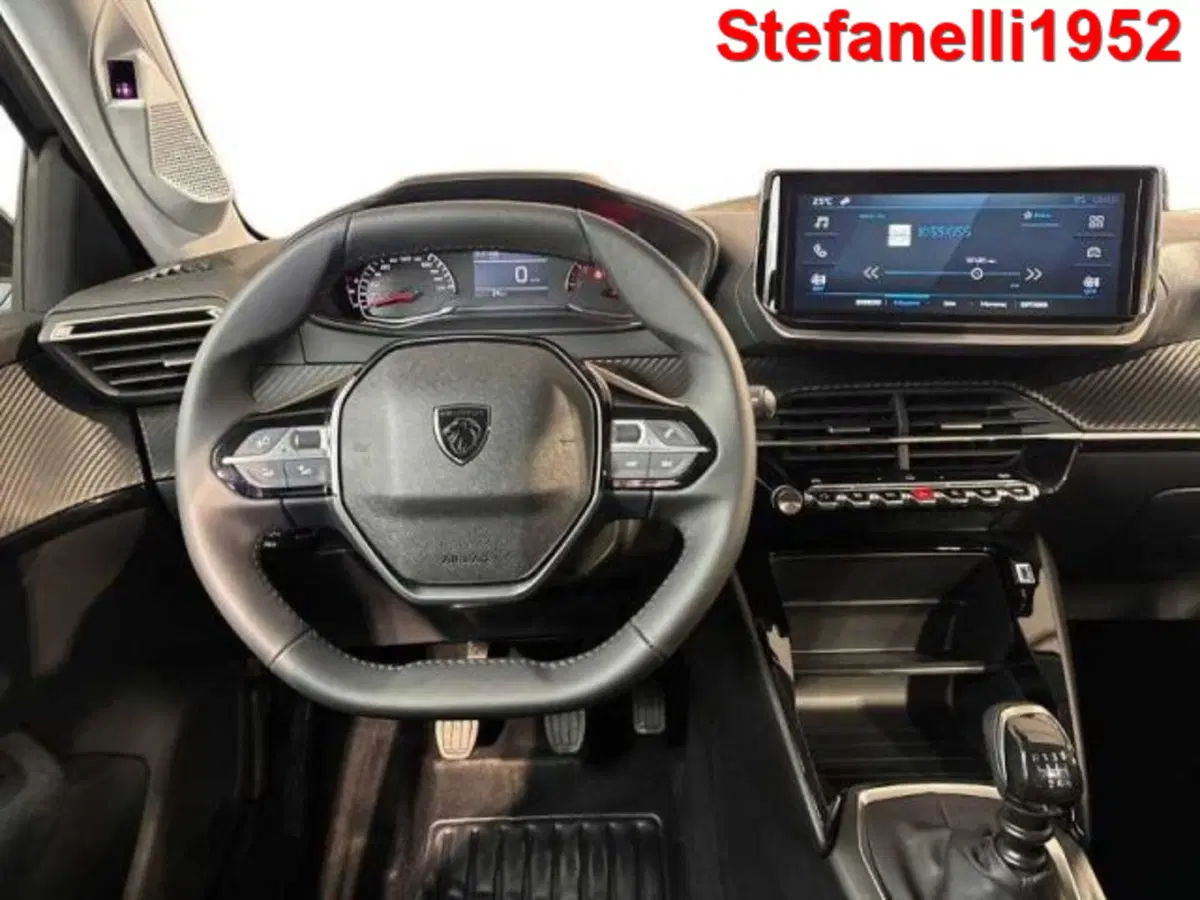 Peugeot 208 nuova a Bologna (14)