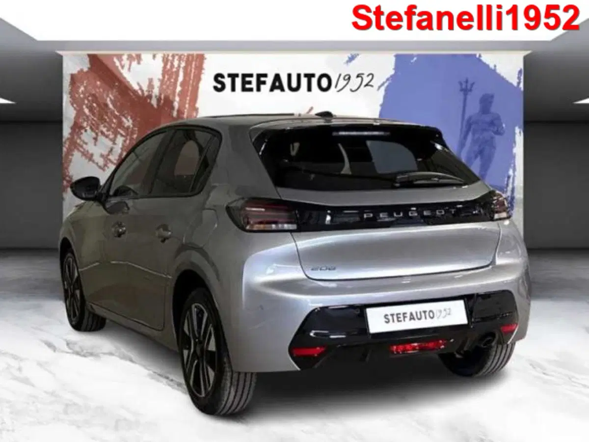 Peugeot 208 nuova a Bologna (5)