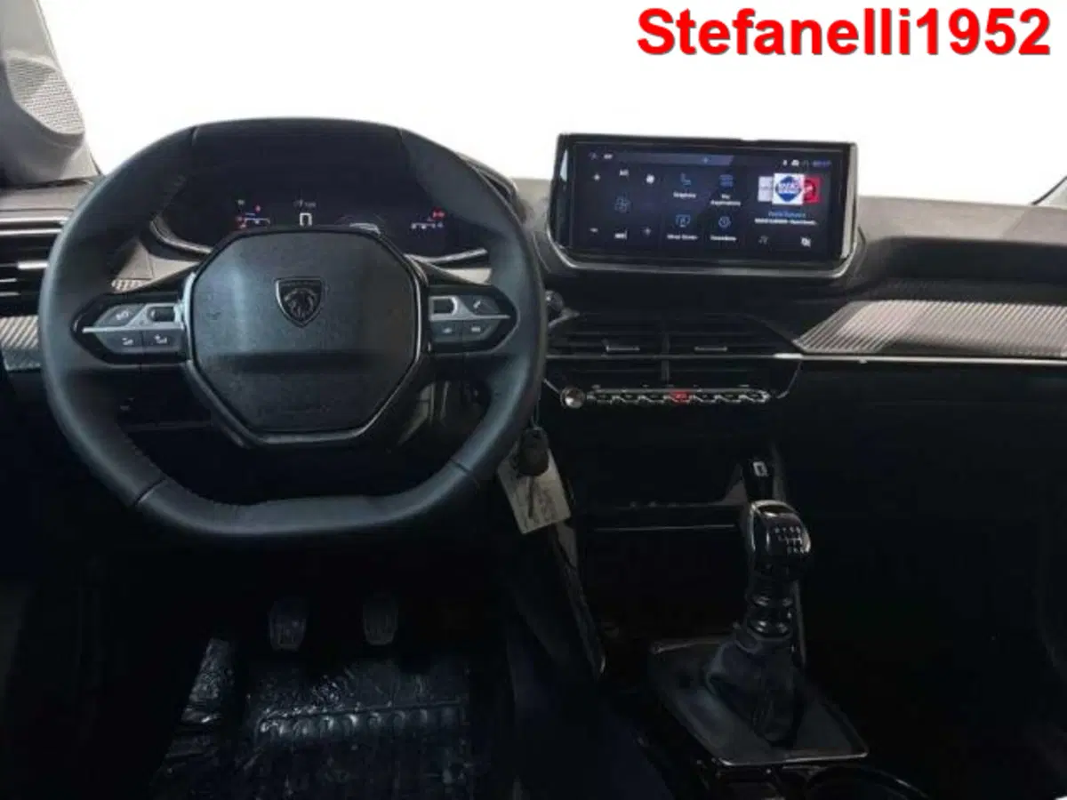 Peugeot 208 nuova a Bologna (14)