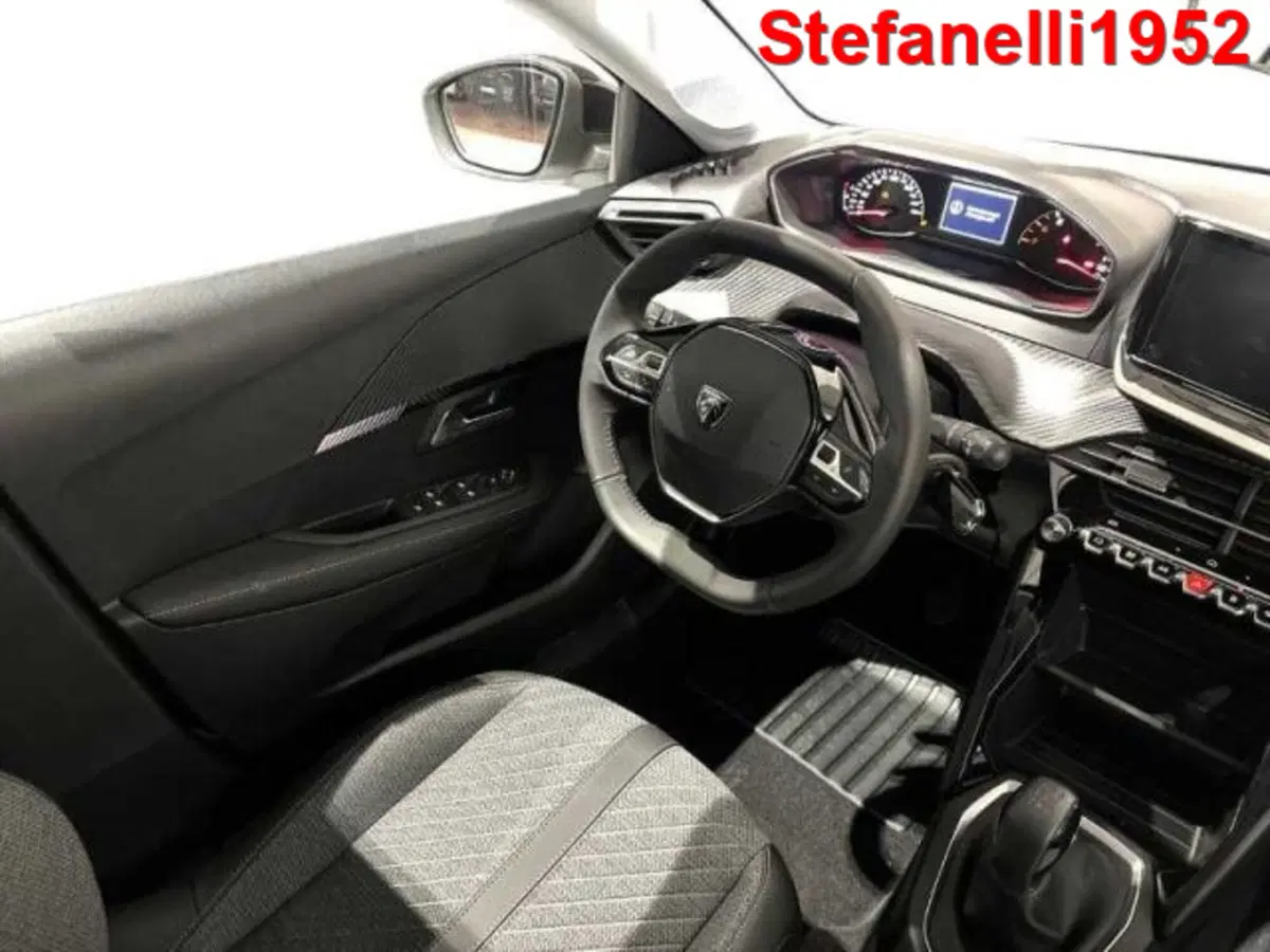 Peugeot 208 nuova a Bologna (15)
