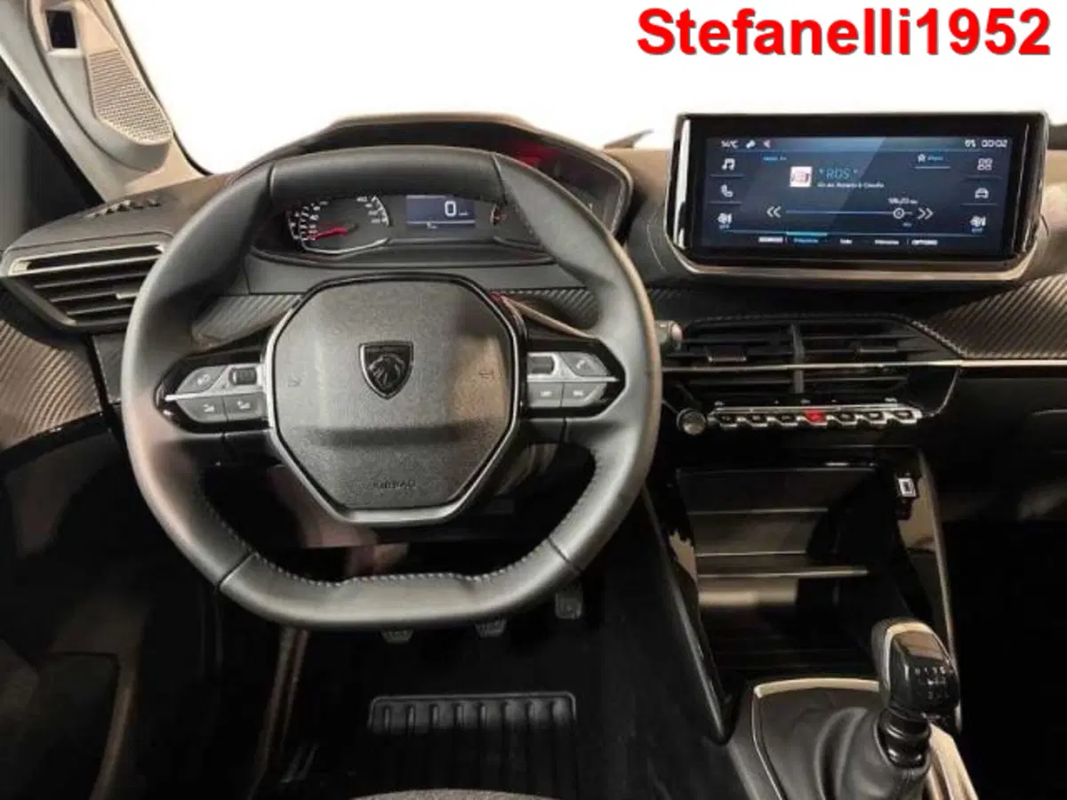 Peugeot 208 nuova a Bologna (14)