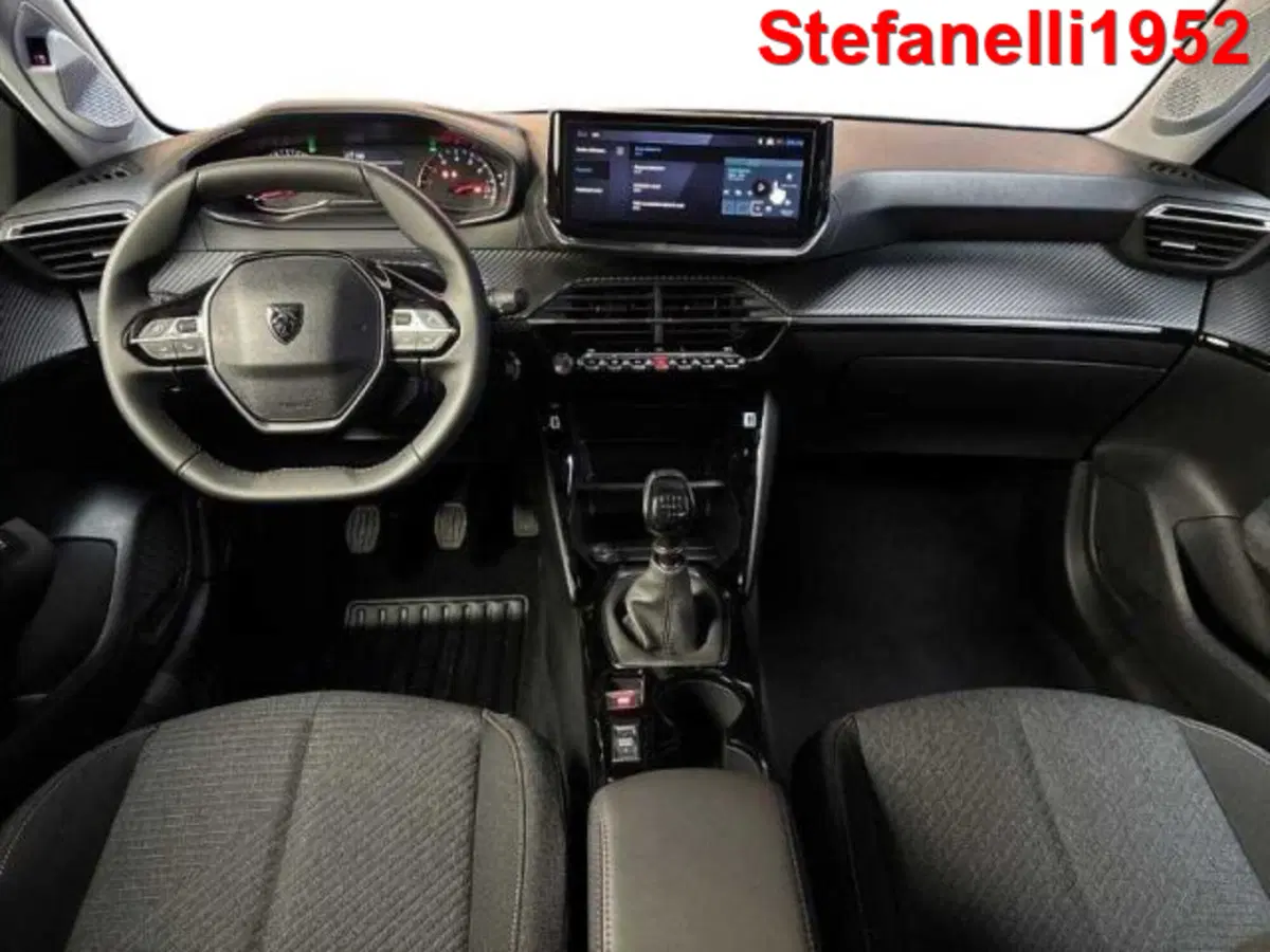 Peugeot 208 nuova a Bologna (13)