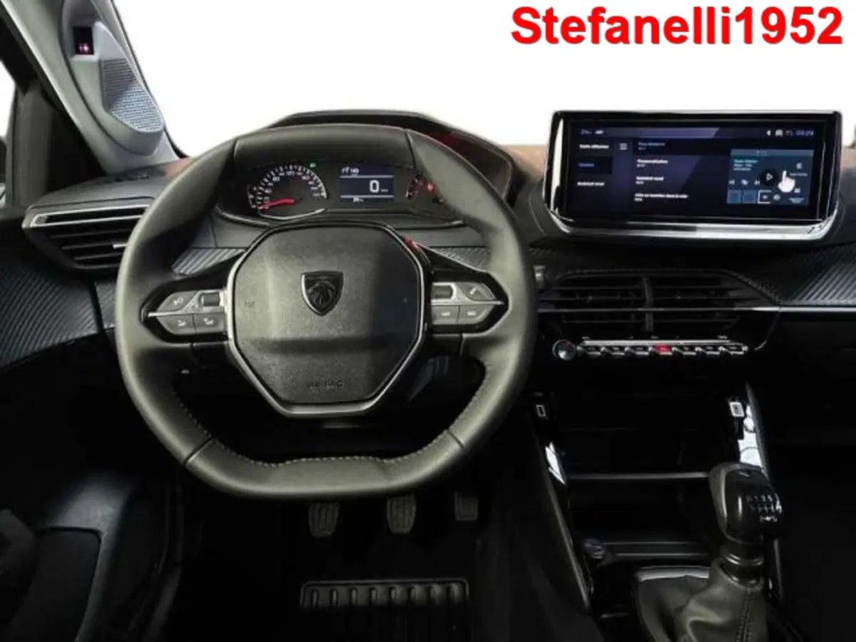 Peugeot 208 nuova a Bologna (14)