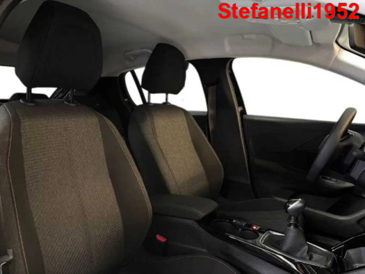 Peugeot 208 nuova a Bologna (16)