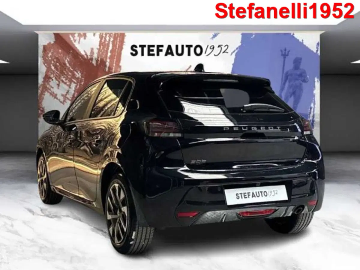 Peugeot 208 nuova a Bologna (5)