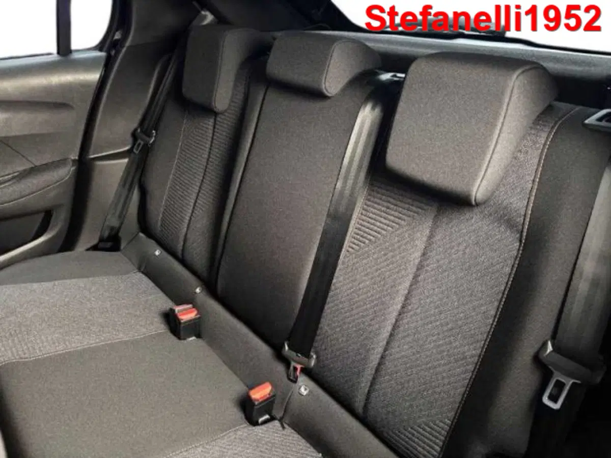 Peugeot 208 nuova a Bologna (9)