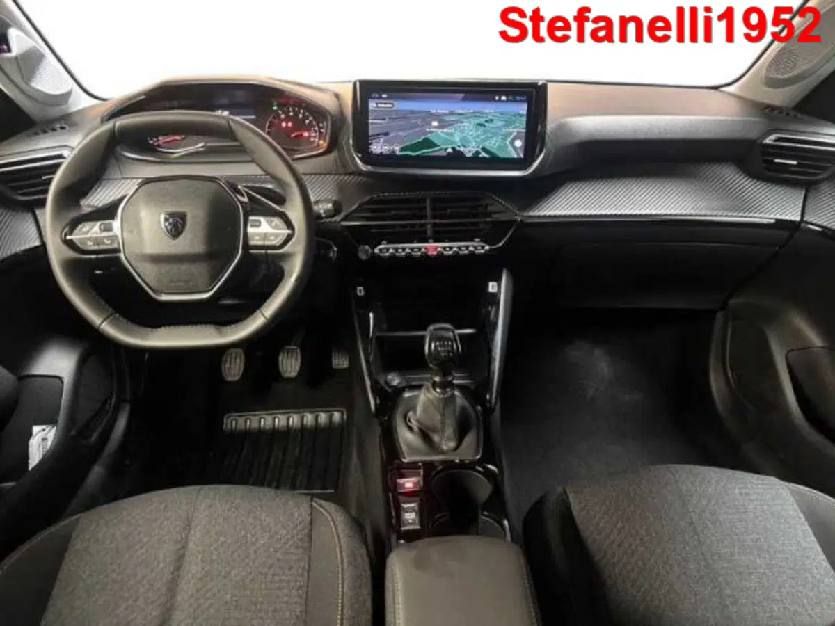 Peugeot 208 nuova a Bologna (13)