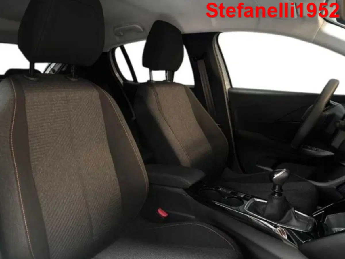 Peugeot 208 nuova a Bologna (16)