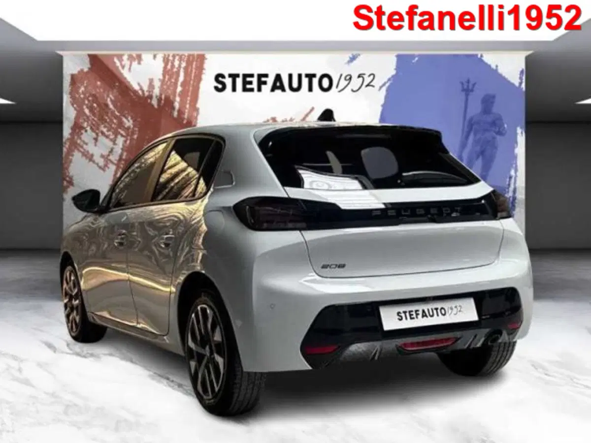 Peugeot 208 nuova a Bologna (5)
