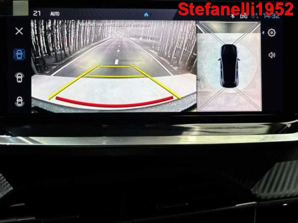 Peugeot 208 nuova a Bologna (12)