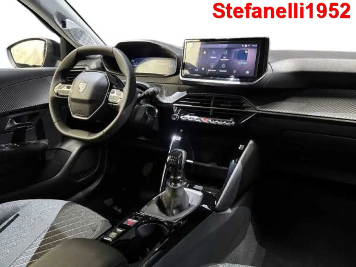 Peugeot 208 nuova a Bologna (15)