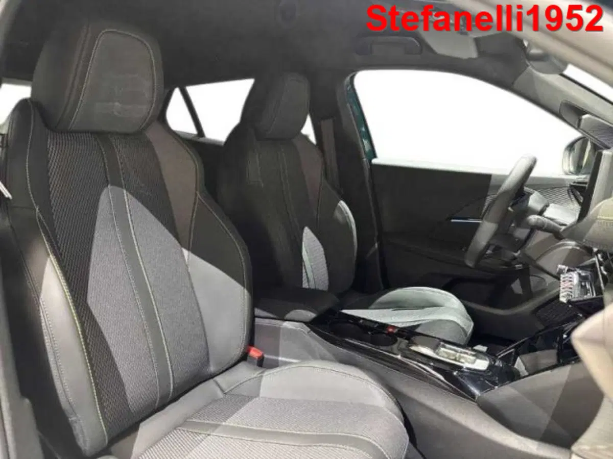 Peugeot 2008 nuova a Bologna (16)