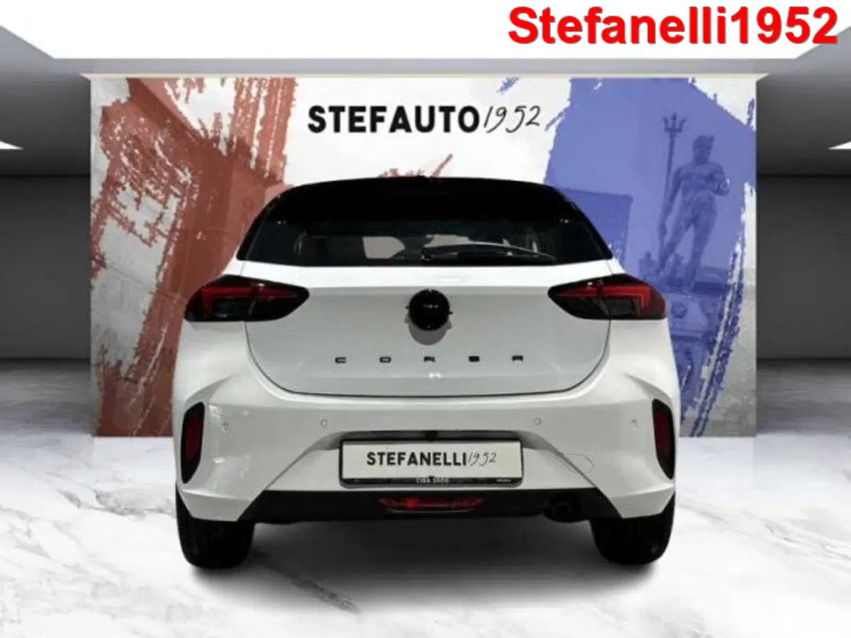 Opel Corsa nuova a Bologna (6)