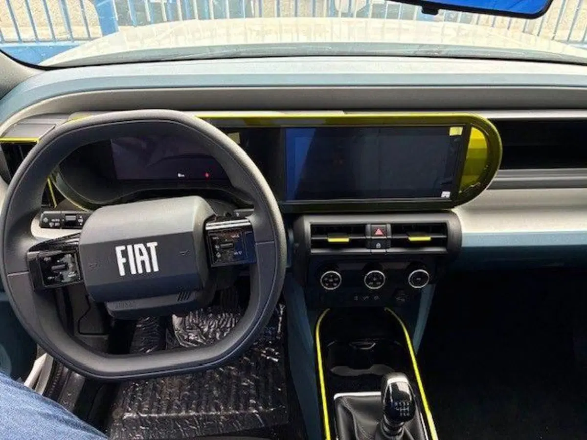 Fiat Grande Panda nuova a Milano (12)
