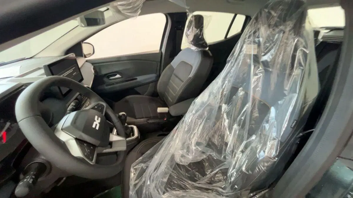 Dacia Sandero Stepway nuova a Milano (8)
