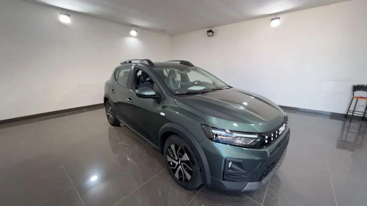 Dacia Sandero Stepway nuova a Milano (3)