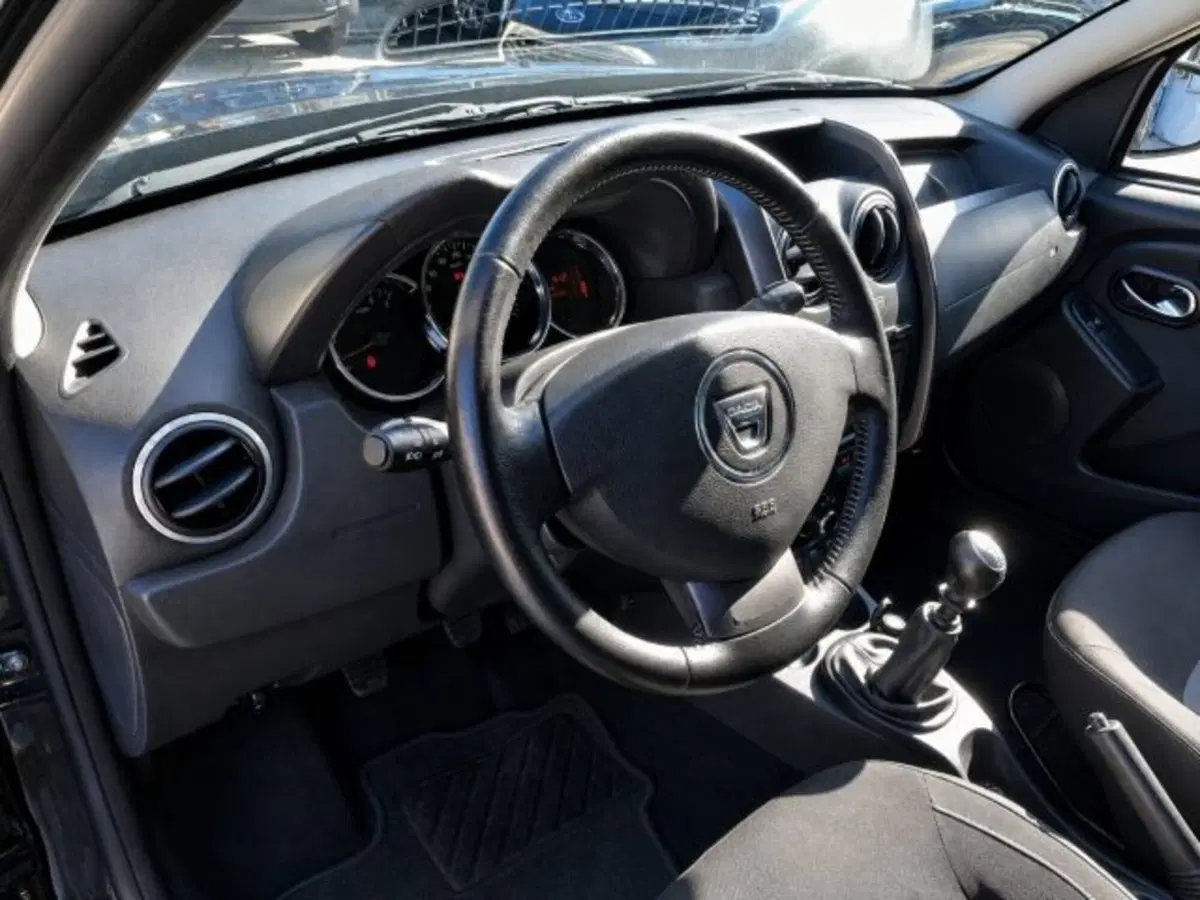 Dacia Duster usata a Firenze (10)