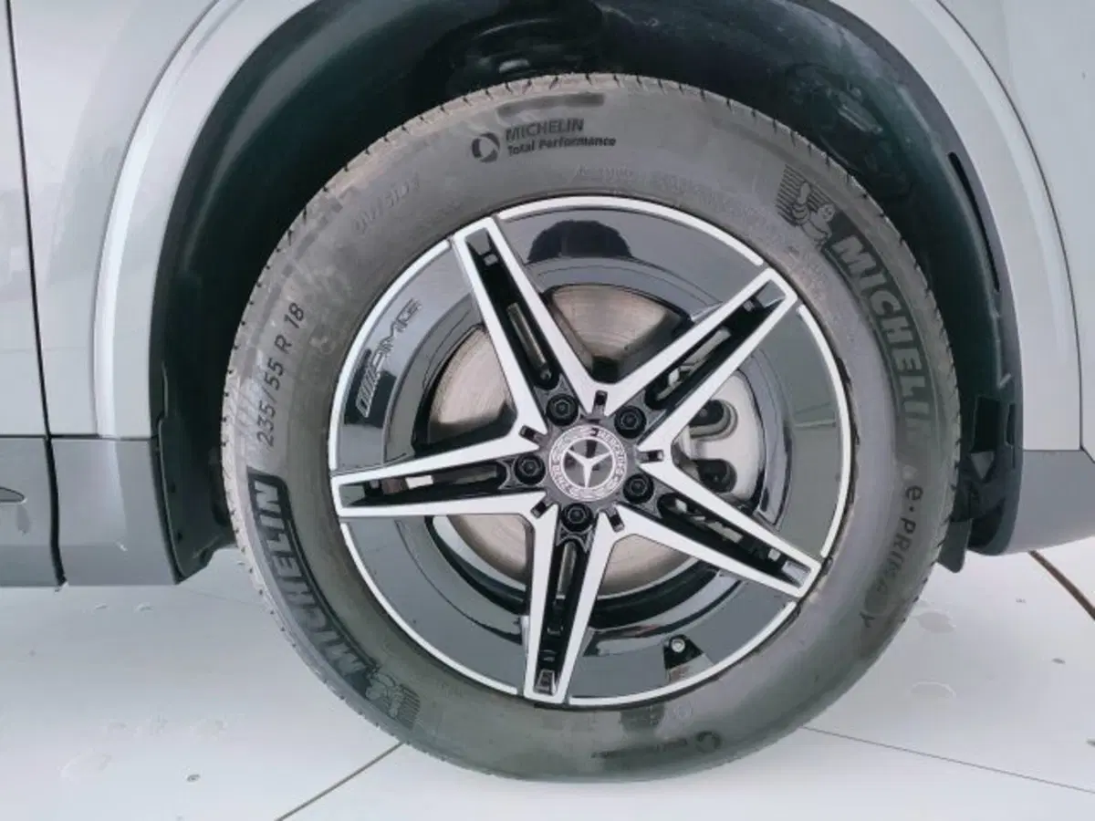 Mercedes-Benz EQA usata a Teramo (11)
