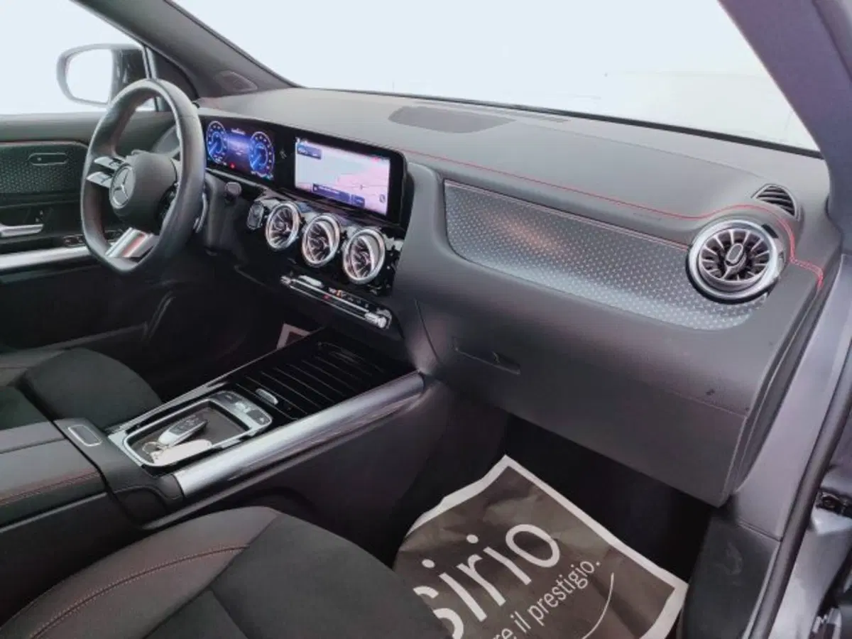 Mercedes-Benz EQA usata a Teramo (14)