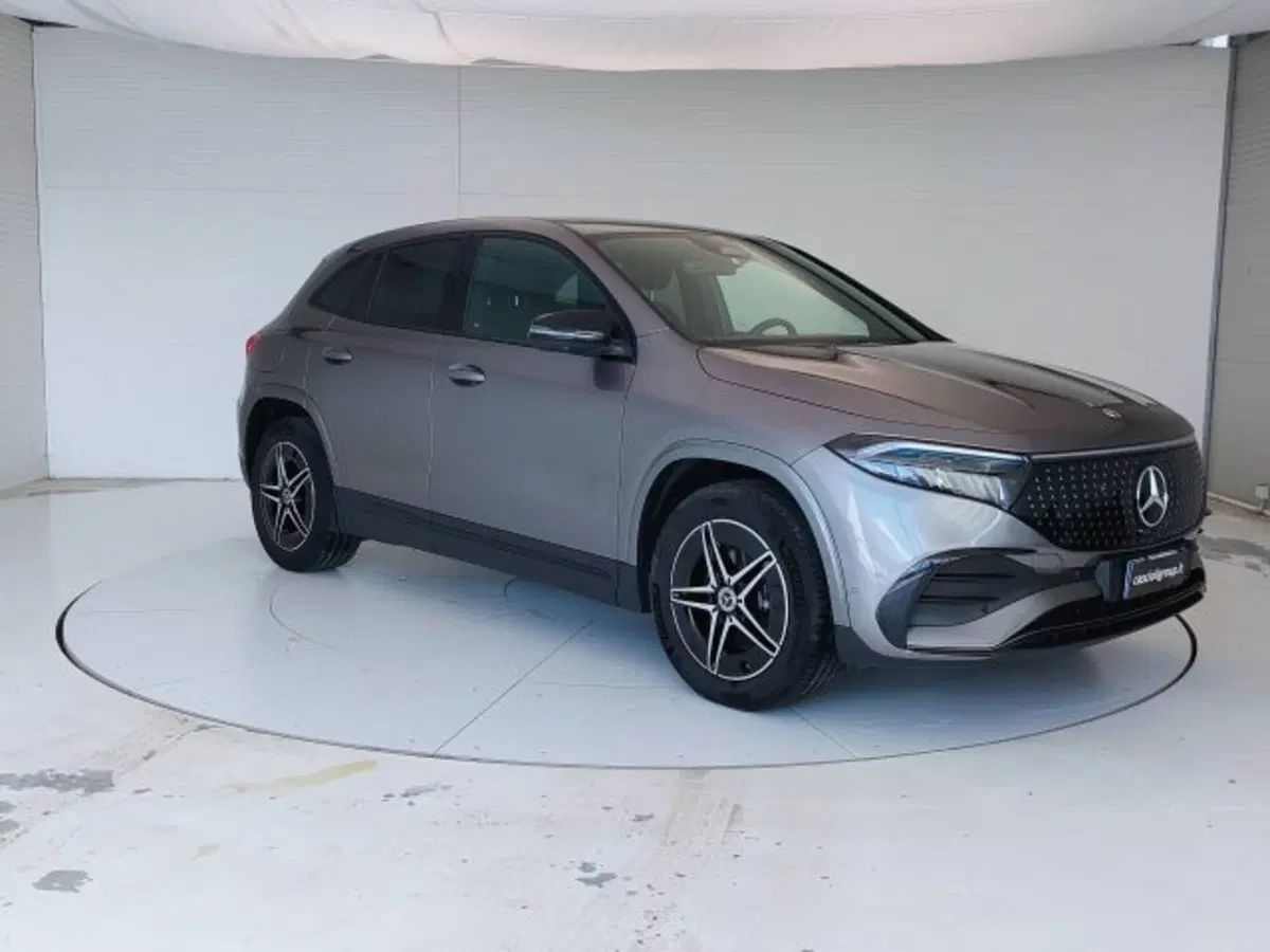 Mercedes-Benz EQA usata a Teramo (3)