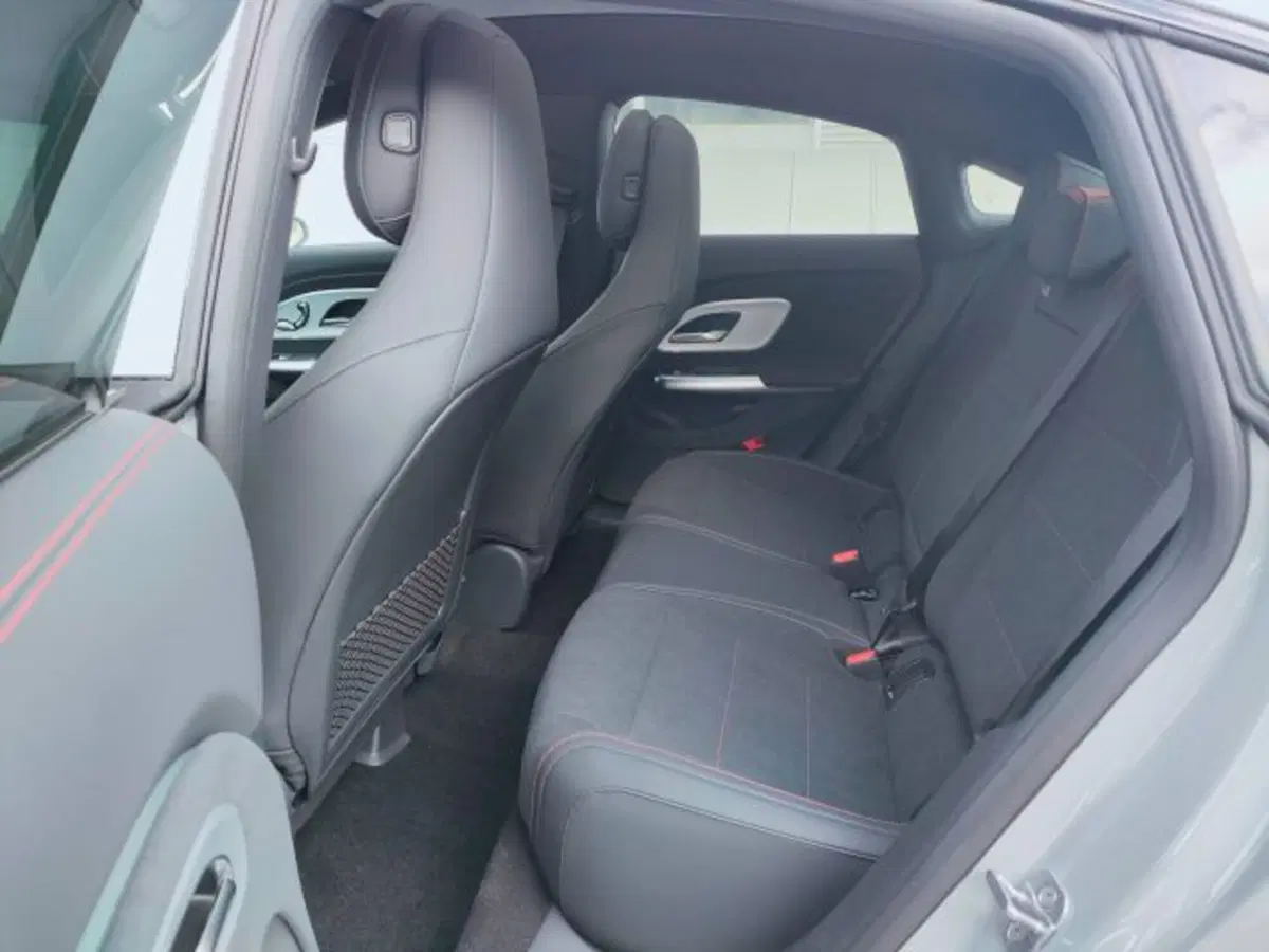 Mercedes-Benz CLA nuova a Teramo (12)