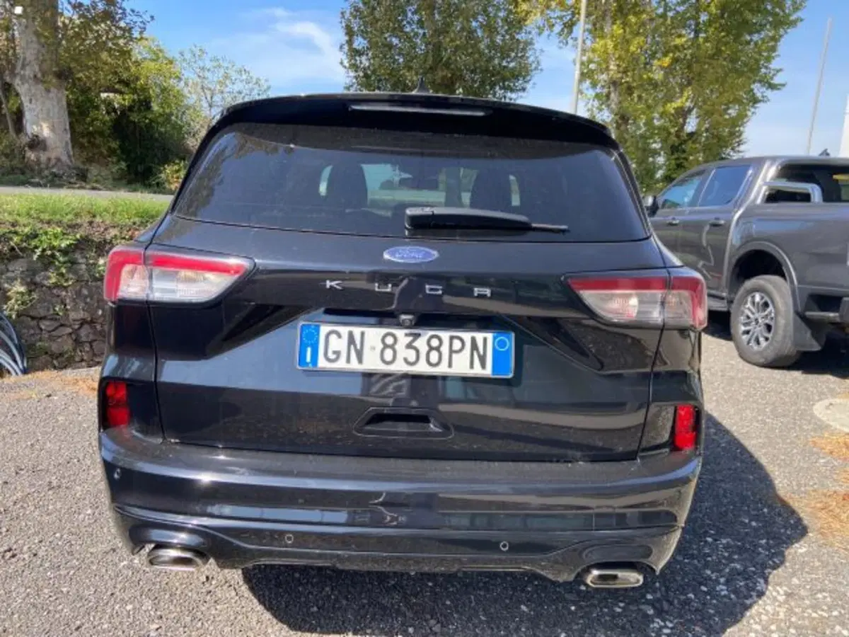 Ford Kuga usata a Lucca (4)