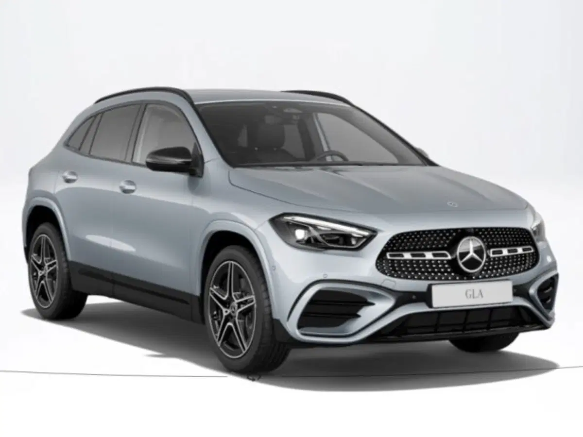 Mercedes-Benz GLA SUV nuova a Verona