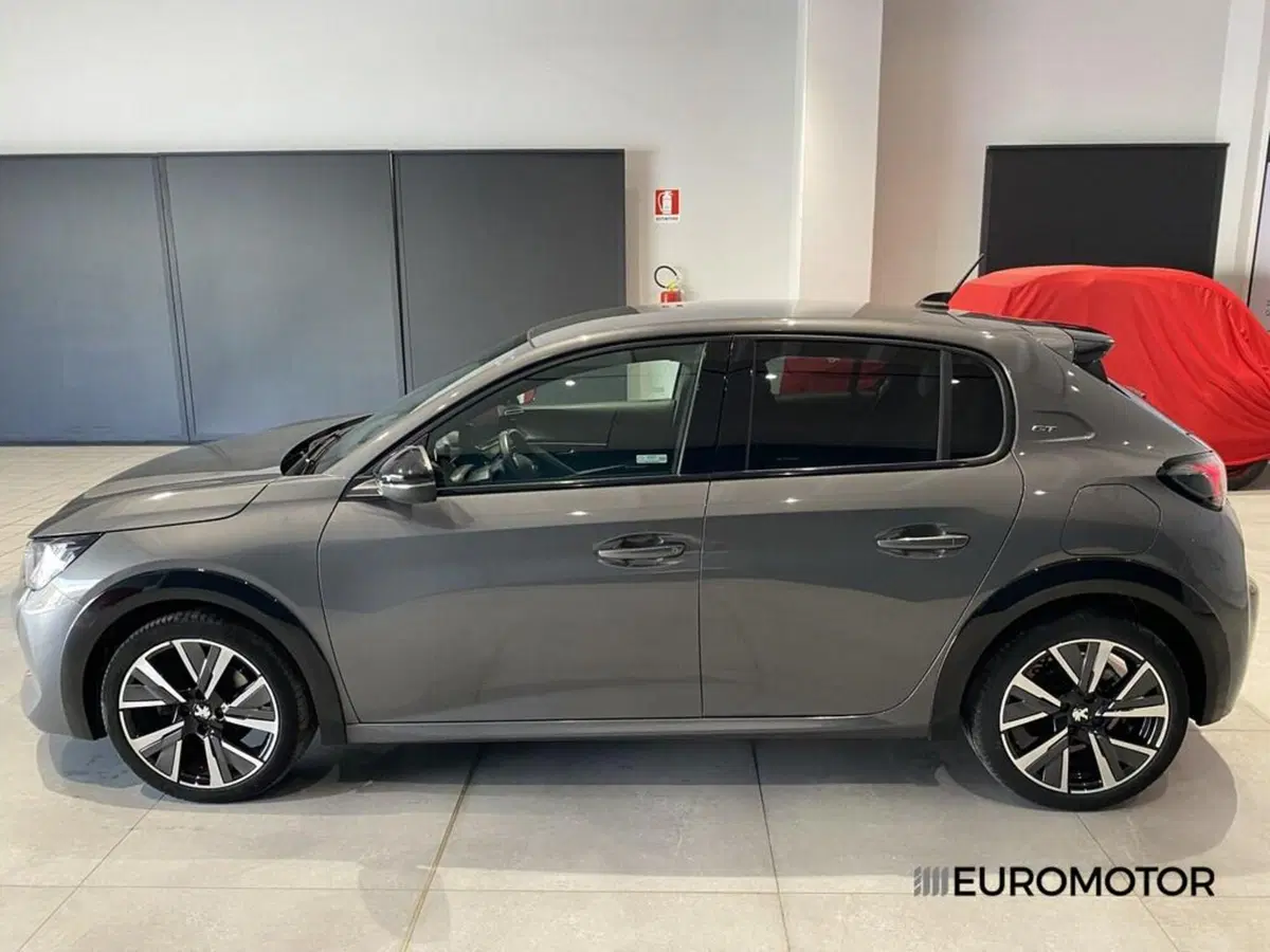 Peugeot 208 usata a Bari (11)