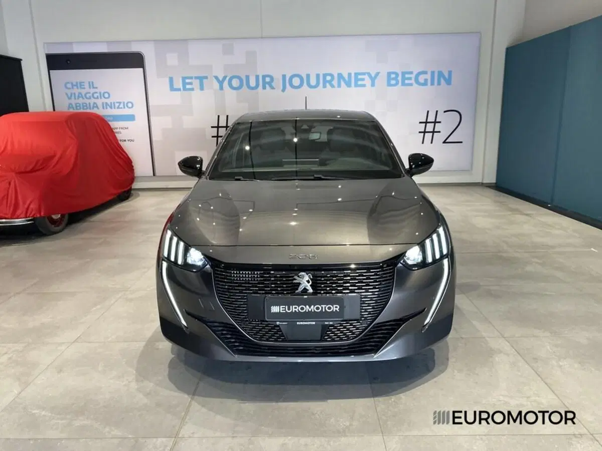 Peugeot 208 usata a Bari (2)