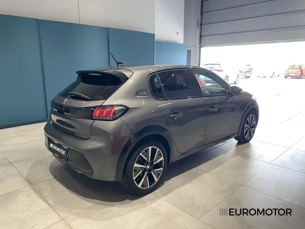 Peugeot 208 usata a Bari (8)