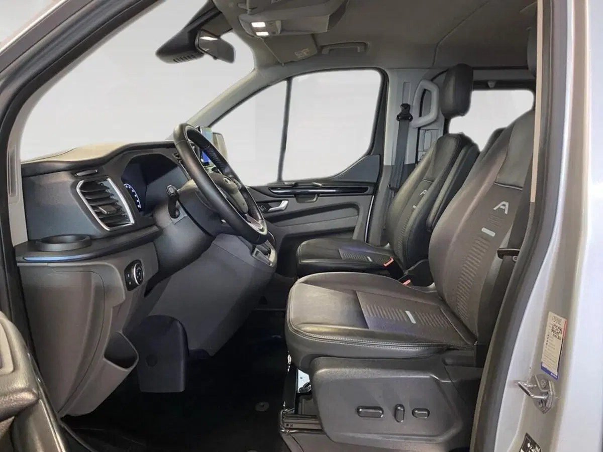 Ford Tourneo Custom usata a Torino (7)