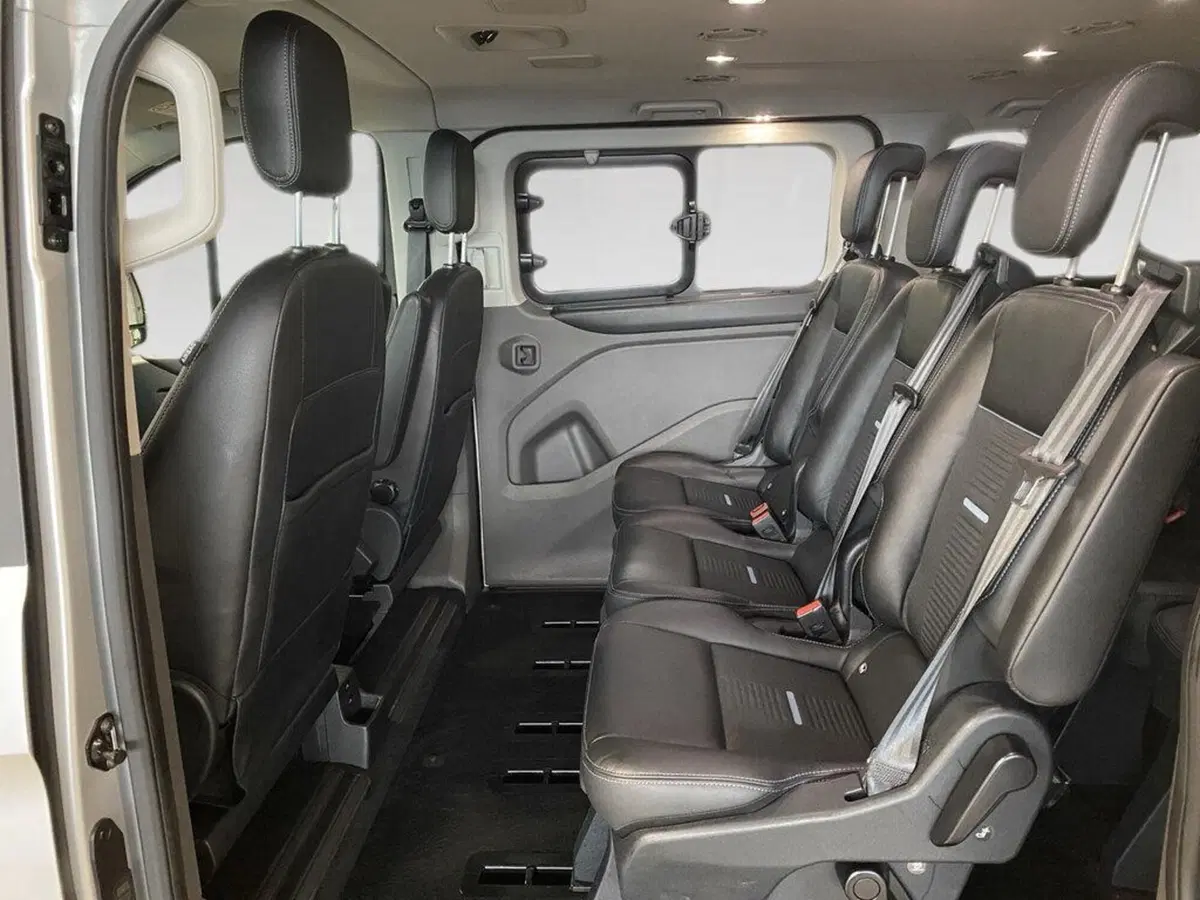 Ford Tourneo Custom usata a Torino (9)