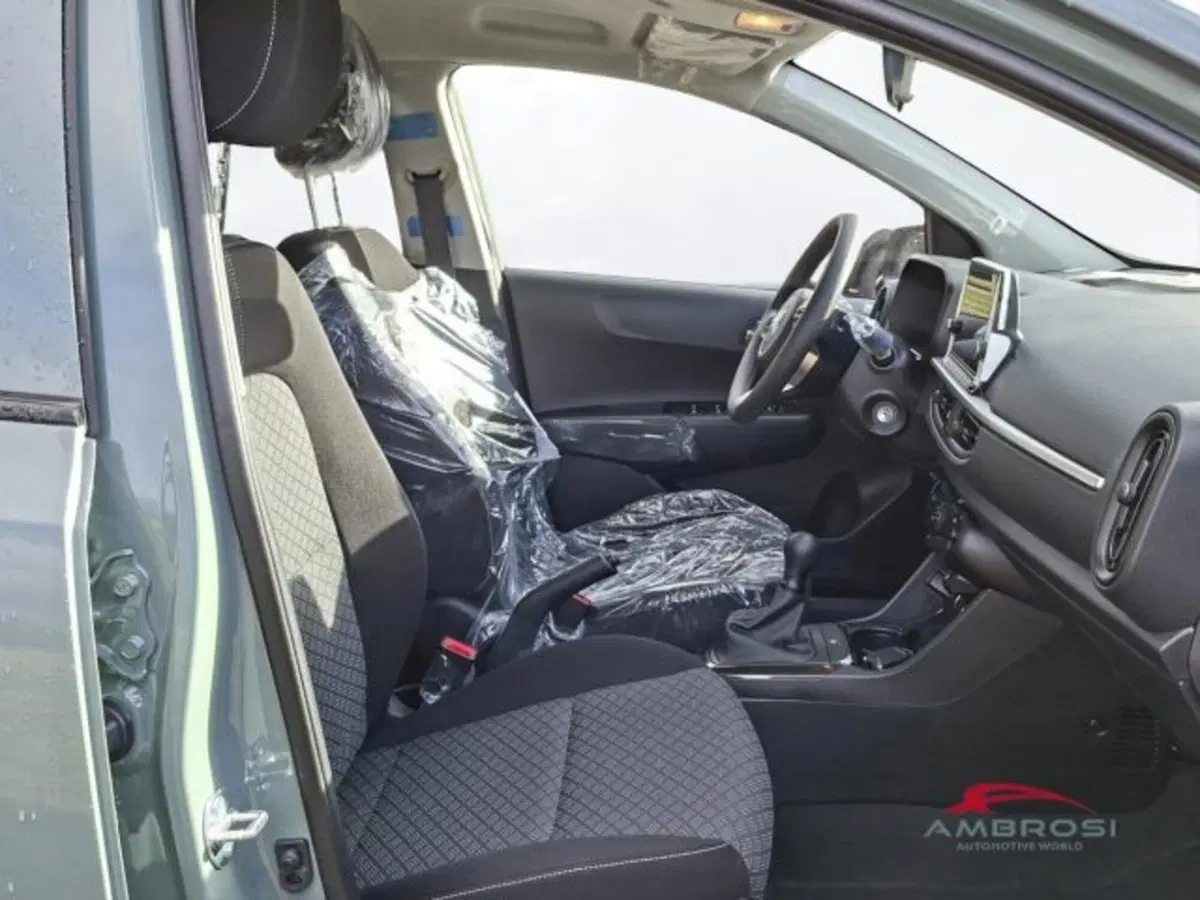 Kia Picanto nuova a Perugia (12)