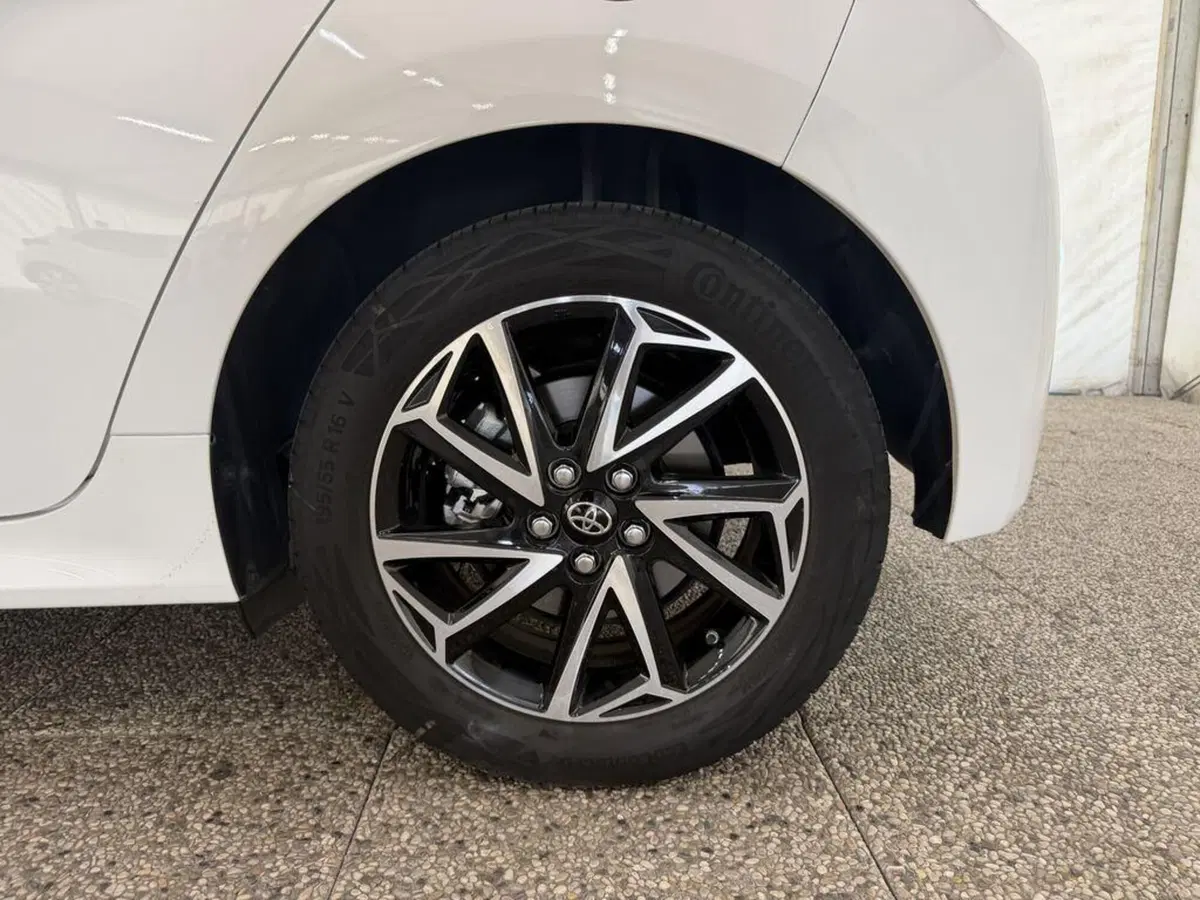 Toyota Yaris Cross usata a Monza e Brianza (15)