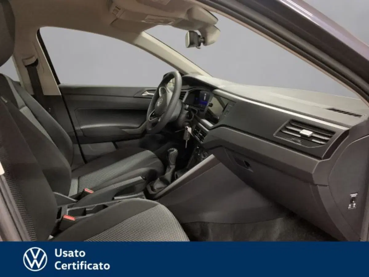 Volkswagen Polo nuova a Vicenza (6)