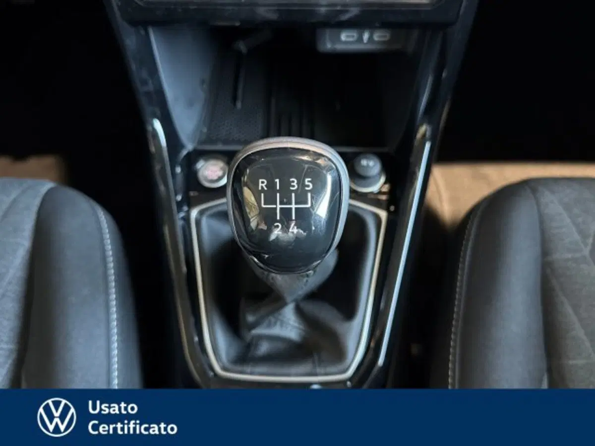 Volkswagen T-Cross nuova a Vicenza (11)